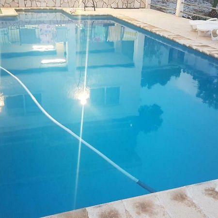 Calicanto House & Pool Torrent  Exterior photo